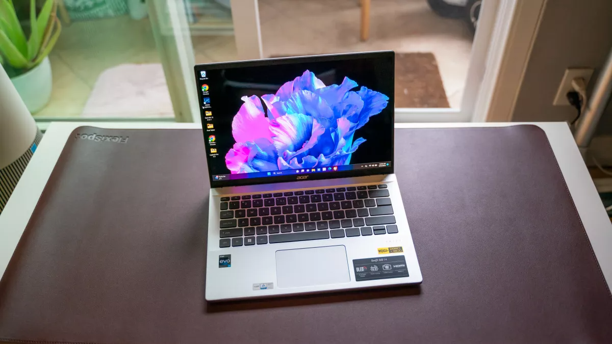 Review Laptop Acer Swift Go 14